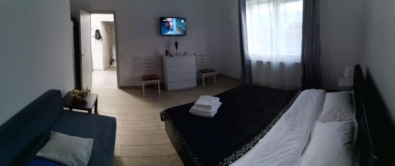 Cazare Apartament Rasnov Apartman Kültér fotó